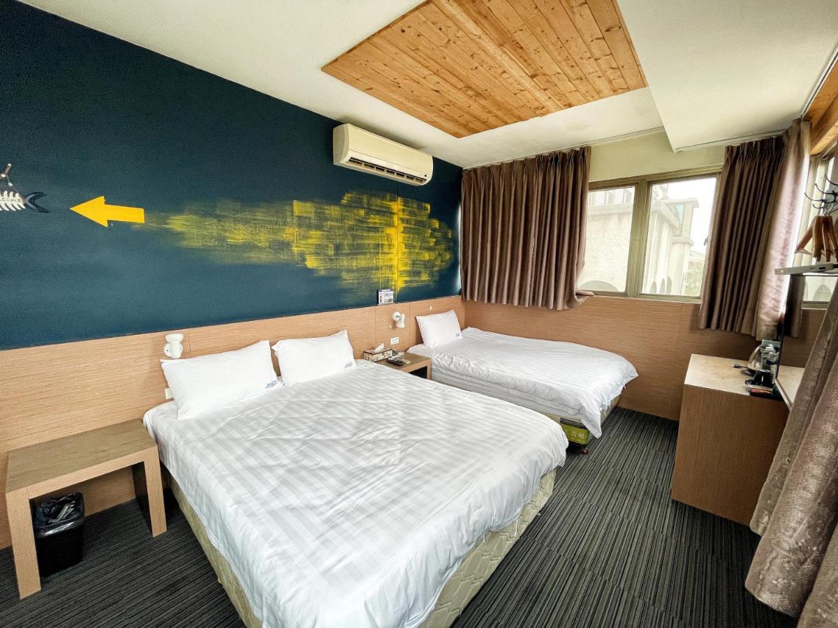 Breeze And Waves Hostel Jinning ภายนอก รูปภาพ