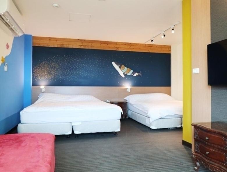 Breeze And Waves Hostel Jinning ภายนอก รูปภาพ