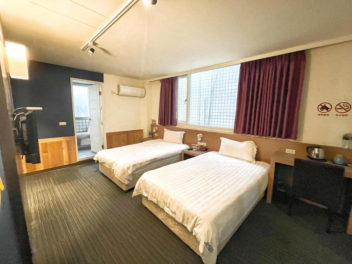 Breeze And Waves Hostel Jinning ภายนอก รูปภาพ