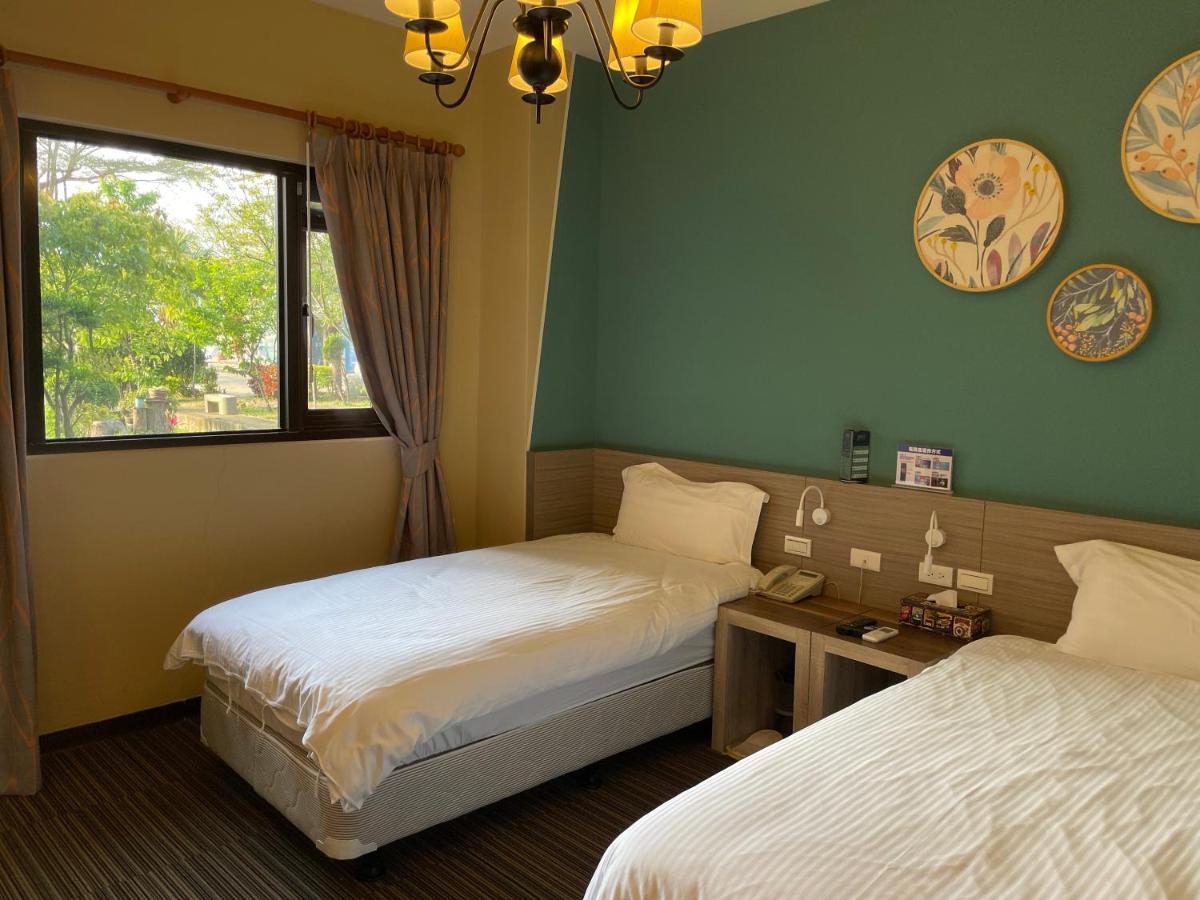 Breeze And Waves Hostel Jinning ภายนอก รูปภาพ