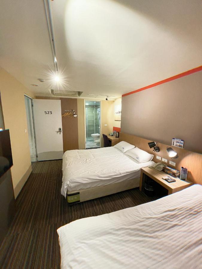 Breeze And Waves Hostel Jinning ภายนอก รูปภาพ