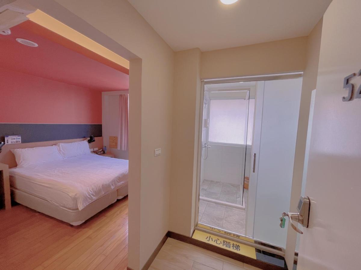 Breeze And Waves Hostel Jinning ภายนอก รูปภาพ
